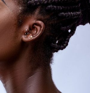 African women with braids